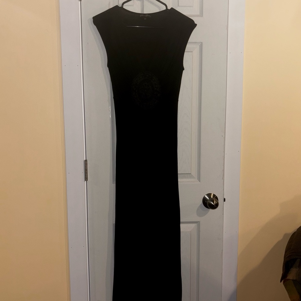 Elegant Black Sleeveless Maxi Dress